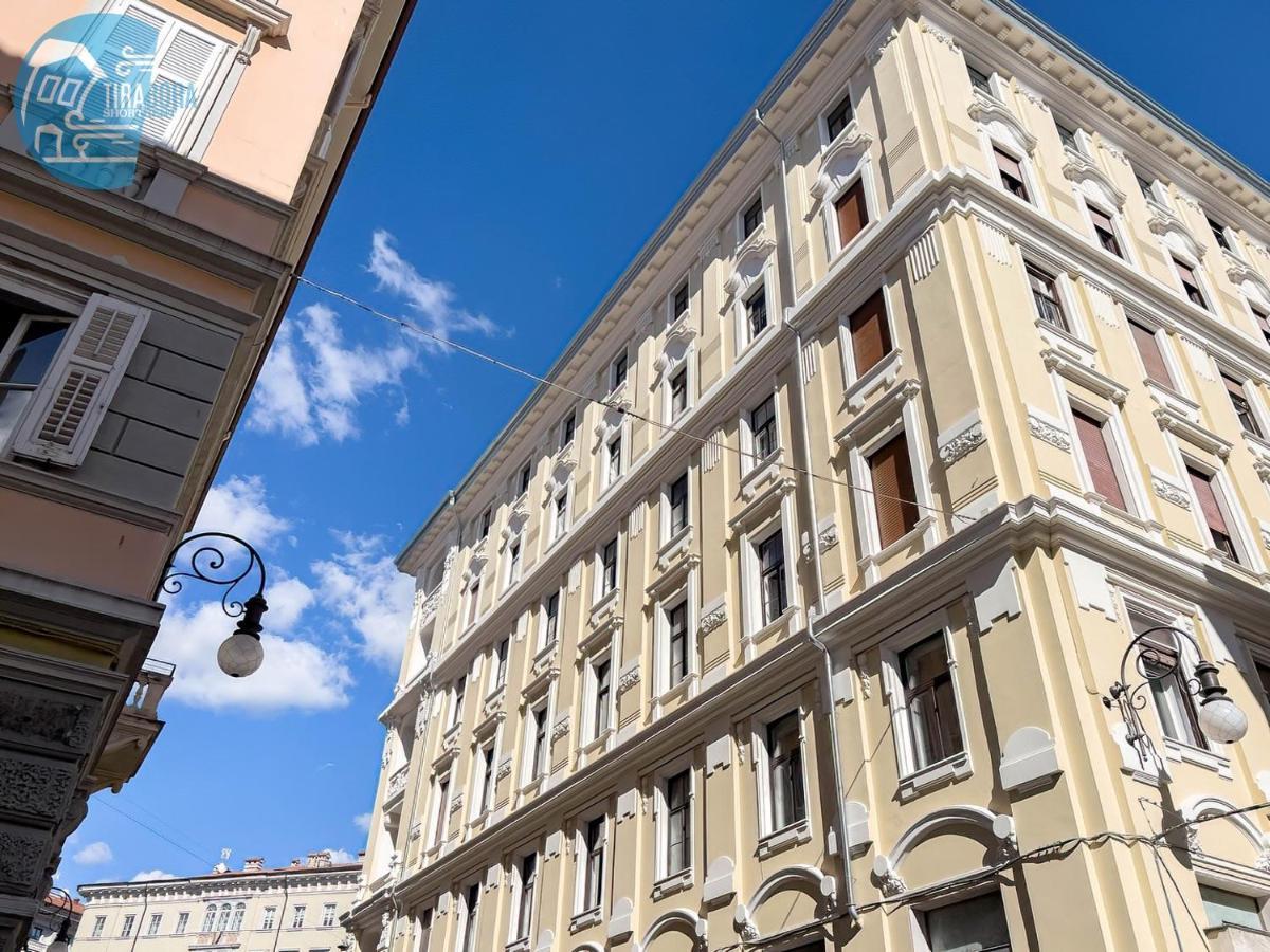 San Lazzaro 234 Tirabora Short Rent Apartment Trieste Bagian luar foto